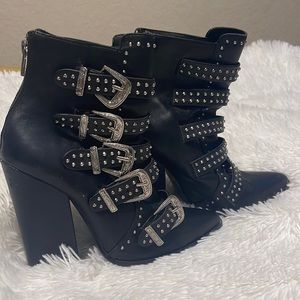 Steve Madden boots